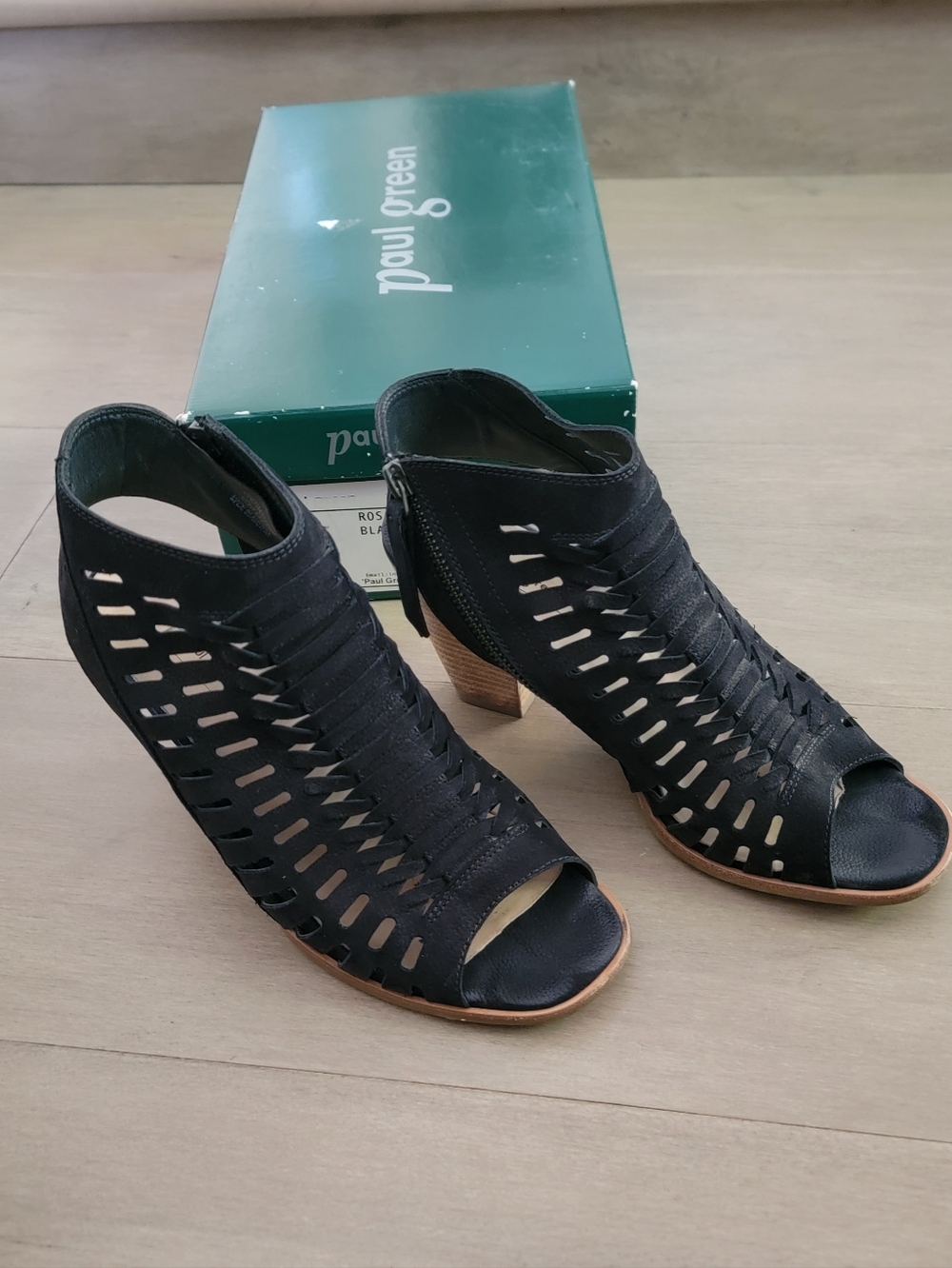 Paul Green Rosa Suede Sandals